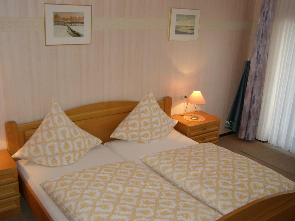 Gaestehaus Cornelia Wildensee الغرفة الصورة